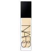 NARS ナチュラルラディアント ロングウェアファンデーション