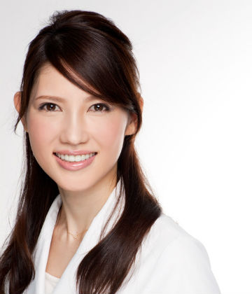 医師(内科・皮膚科) 友利新さん