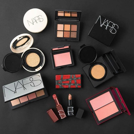 NARS / ライトリフレクティングセッティングパウダー プレスト Nの