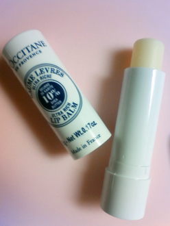 ロクシタン シアバター リップスティック リップケア リップクリーム の口コミ写真 By ドキッチさん 美容 化粧品情報はアットコスメ