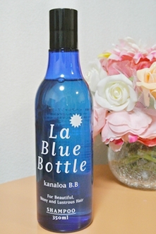 La Blue Bottle by m^􂳂
