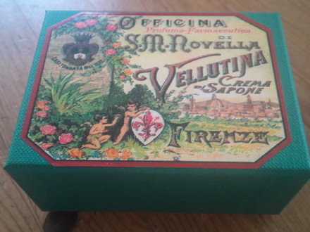 vellutina soap box by 