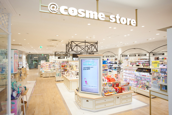 @cosme store 上野マルイ店美容部員・化粧品販売員(レジアルバイト(未経験大歓迎)※首都圏・名古屋)アルバイト・パートの求人の写真