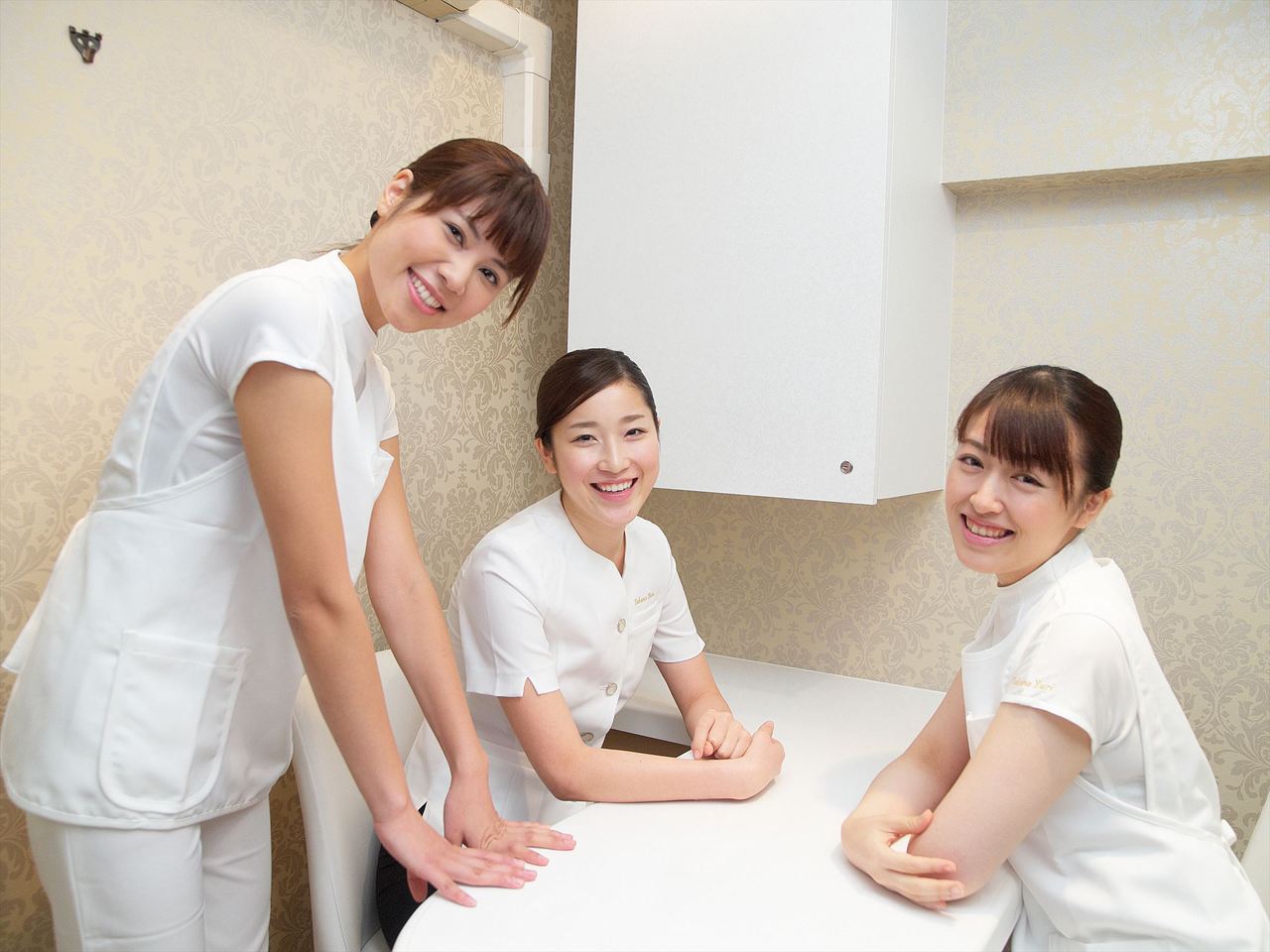 たかの友梨ビューティクリニック 桐生湯らら店エステ・エステティシャン（総合社員（未経験者））正社員の求人のスタッフ写真1