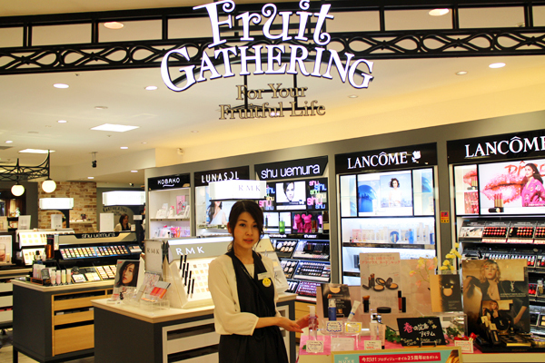 フルーツギャザリング 姫路店 ※2019年9月NEW OPEN美容部員・BA(販売スタッフ)契約社員/アルバイト・パートの求人の店内写真1