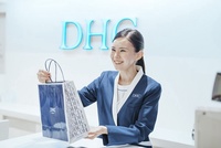 全国一律で月給24万円以上／正社員／ノルマ無し 『DHC』毎年6連休取得OK★残業ほぼなし！車通勤可の店舗有