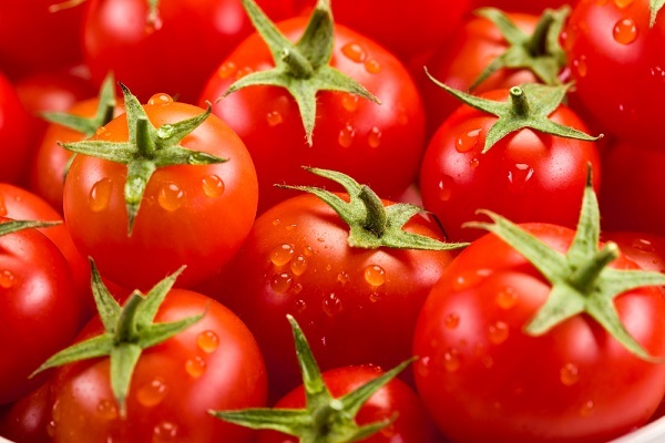食前に食べるだけ 簡単トマトダイエット 美肌効果にも注目