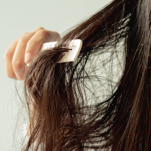 髪のお悩み別 ケラスターゼ のヘアオイルの選び方とは 人気ランキングも 美容 化粧品情報はアットコスメ