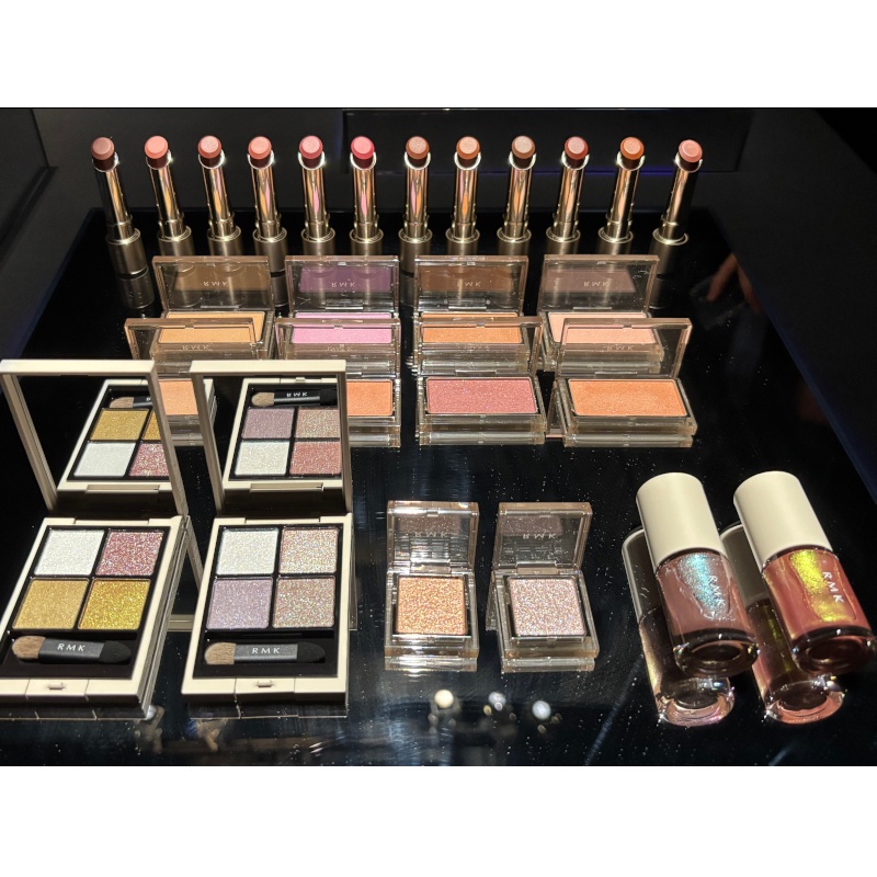 「RMK」幻想的な輝きを放つ2025年秋のメイクアップコレクション /  ＠cosme特集 の画像