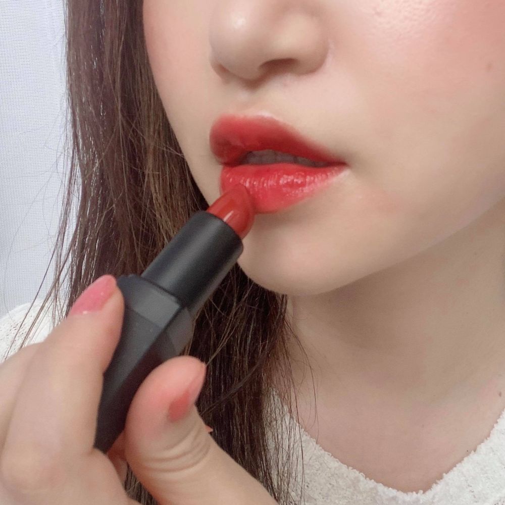 NARS / Limited Edition Lipstick「VIP Red」（生産終了）