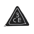3CE / TRIANGLE POUCH2