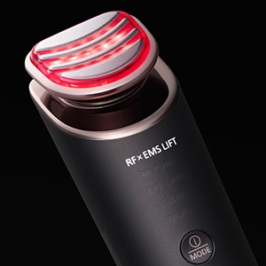 【現品1名様に】@cosme編集部も大注目！ 熱いクチコミが多数の美顔器バイタリ…の画像