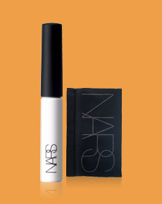 『NARS スマッジプルーフアイシャドーベース』ミニサイズ、ポーチ